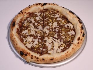 Піца з нутелою (402g)