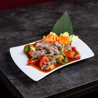 Warzywa w sosie słodko-kwaśnym z wołowiną