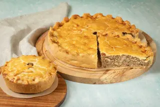 Pie With Meat And Rice/პეროგი ხორცით და ბრინჯით