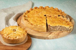 პეროგი ხორცით და ბრინჯით (12 სმ, 330 გრ)