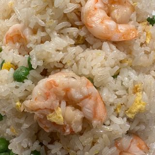 Riso saltato con gamberi