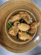 Alitas de pollo fritas (6 uds.)