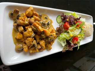 chicken with mushroom cream