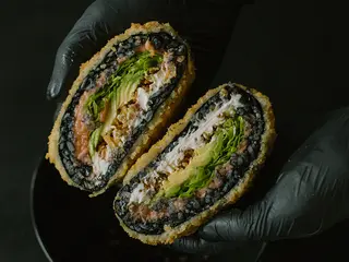 Burger z łososiem (400g)