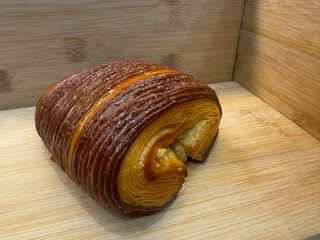 Pain Suisse nocciola