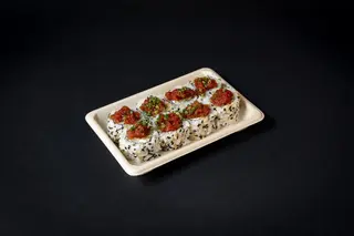 Tomato uramaki (sin gluten)