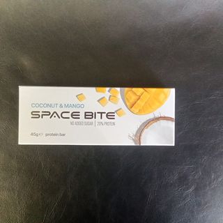 Протеїновий батончик кокос-манго 