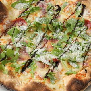 Pizza Modenese 28 cm.