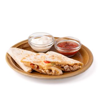 Кесаділья з куркою (300г)