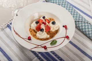 Reconstructed cheese cake