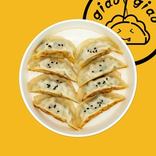 4. Ravioli con carne di maiale e verdure alla griglia  - 8 pezzi