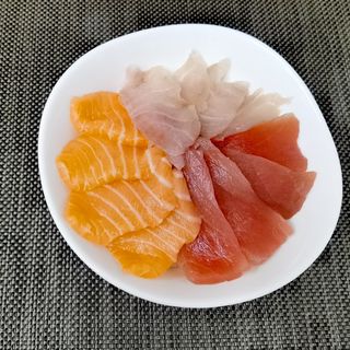 Chirashi mixto