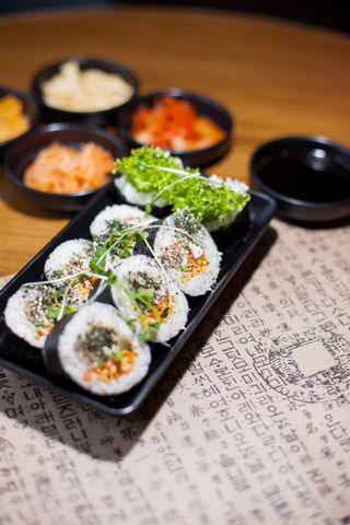 Кімпаб крабова паличка, консервований тунець/김밥 (275г)