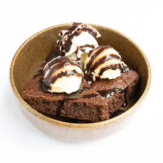 Brownie sa sladoledom