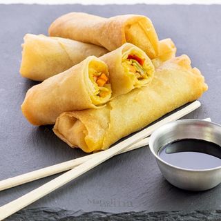 1.Involtini primavera 4 pezzi