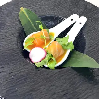 47 Involtini di salmone
