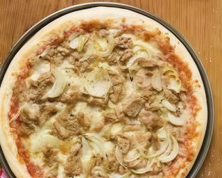 Pizza tonno (30 cm.)