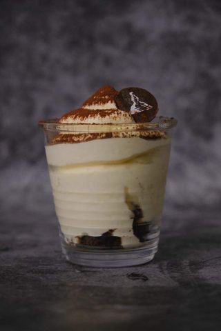 Semifreddo al mascarpone con torta barozzi