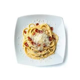 Spaghetti a la carbonara con nata