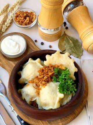 Вареники з м’ясом (240/30г)