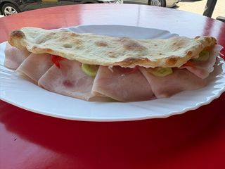 Pizza sendvič sa šunkom