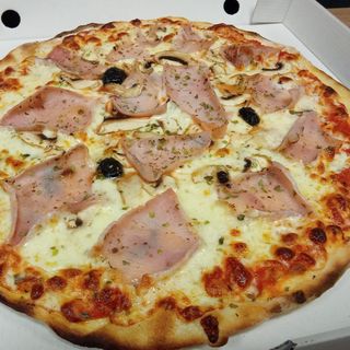 Pizza Reina (30 Cm.)