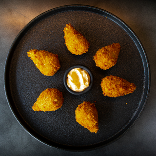 Coxinha de Frango - 4 Unidades