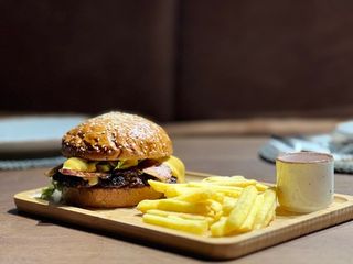 ეკონომ ბურგერი