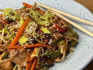 Лапша удон з куркою (400g)