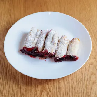 Pitica sa višnjom 100g