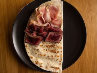 Янтик в асортименті 100 гр (100g)