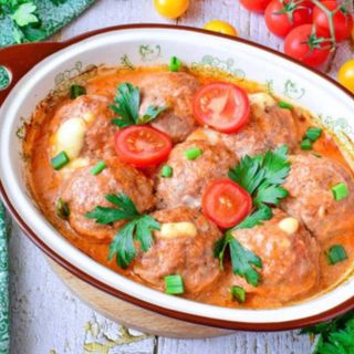 Chicken meatballs with cheese in tomato 300gr