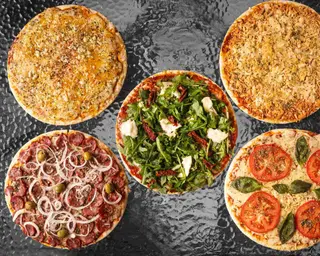 2 Pizzas Médias