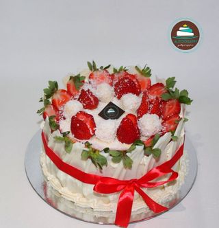 ტორტი -პრიმავერა მარწყვი  და რაფაელო 17 ნაჭრიანი 