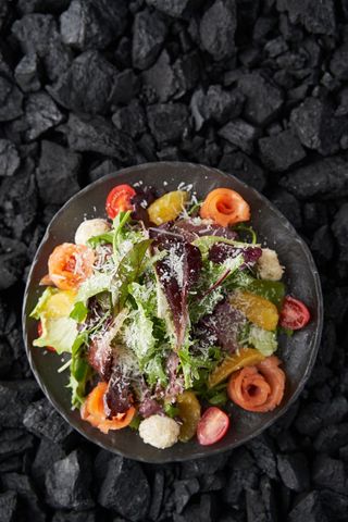 Салат из форели с апельсином (250 гр.)