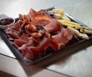 Tagliere misto salumi e formaggi