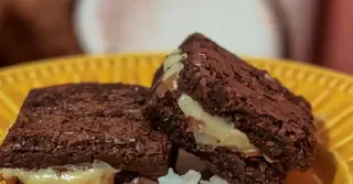 Brownie de Tatá com beijinho
