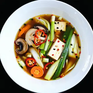 Veg Hot and Sour Soup 325g