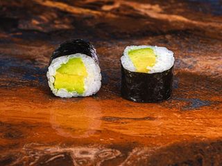 Hosomaki z awokado