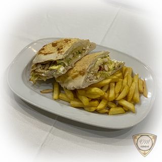 Tradicionalni sendvič sa piletinom 400 gr