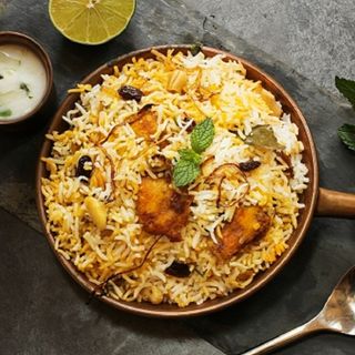 Fish Dum Biryani - Medium Pack (650 ML) + 1 Drink