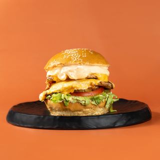 ორმაგი ქათმის ბურგერი/double chiken burger