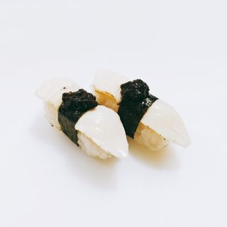 Nigiri Pez Mantequilla Flambeado (2 Uds.)
