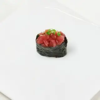 G3. Gunkan tonno