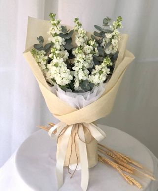 Matthiola Bouquet