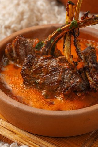 Бараньи рёбра в аджике