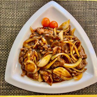 Ternera con Cebollas