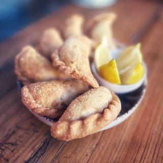 Empanadas ( 6 unidades de pollo) 