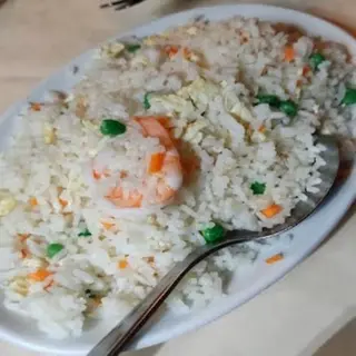 Arròs Fregit Amb Gambes