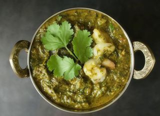 Saag Prawn/Camarão
